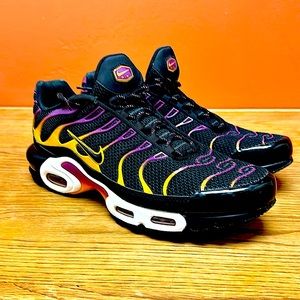 Nike. Black, yellow, purple.  Size 12. Very little wear.